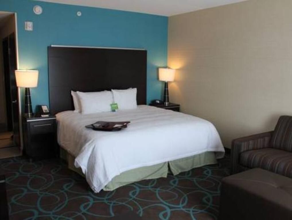 舒適加層、客房內保險箱、書桌、熨斗/熨衣板