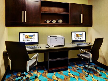 Hampton Inn by Hilton Winnipeg Airport Polo Park - Image 10