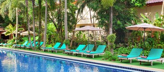 Thanthip Beach Resort