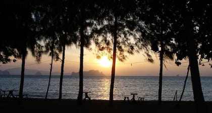 Koh Yao Chukit Dachanan Resort