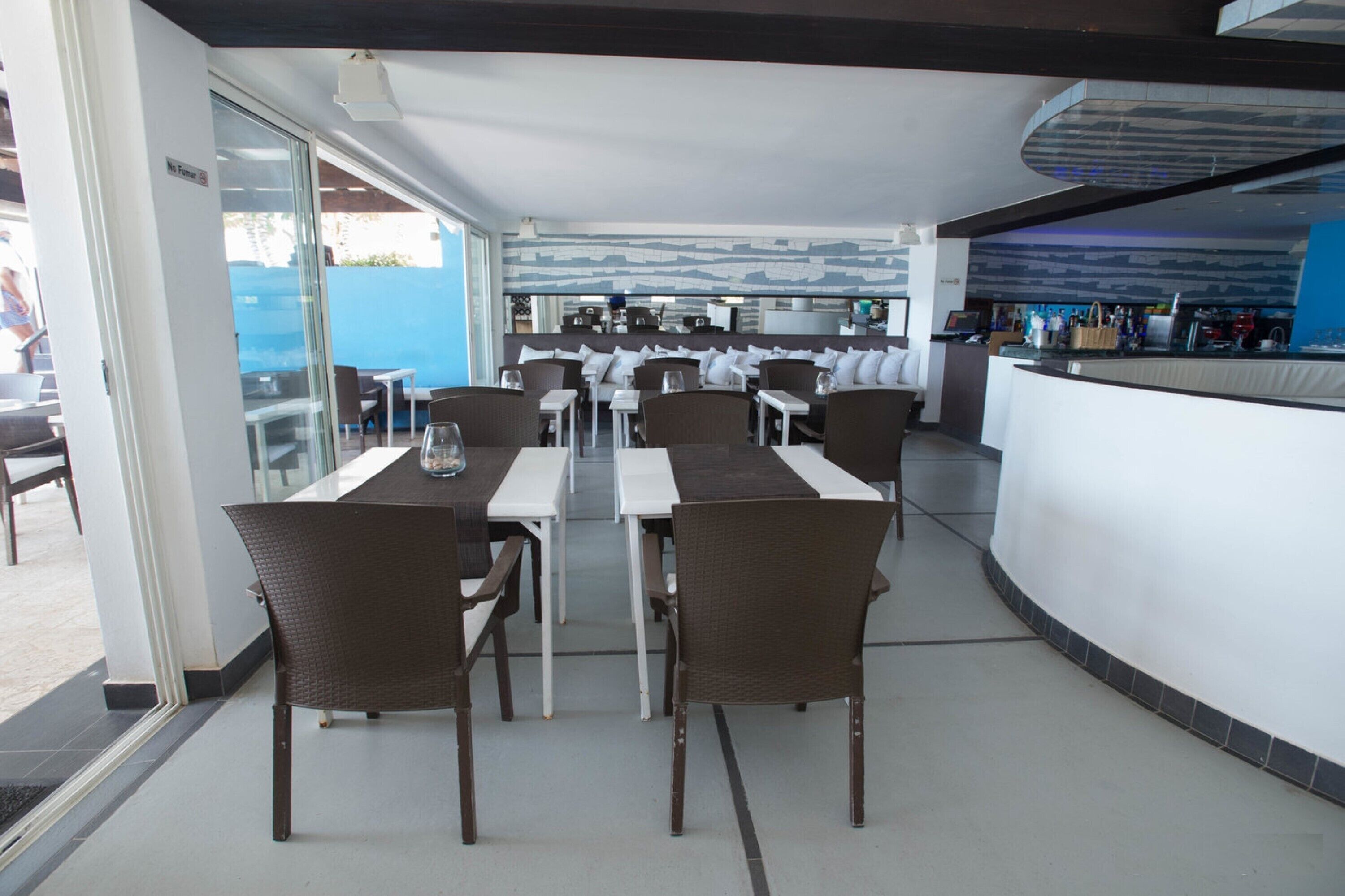 daily cooked-to-order breakfast for a fee