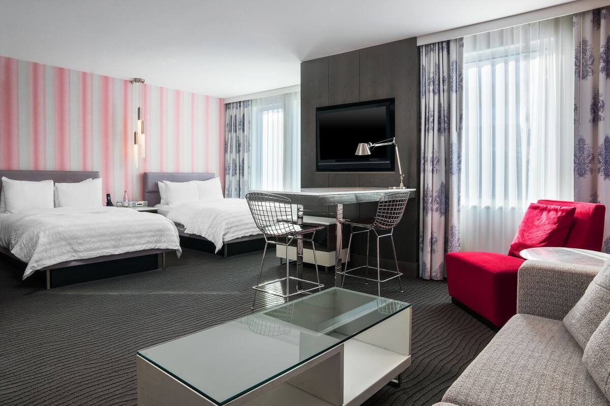 1 bedroom, in-room safe, laptop workspace, blackout curtains