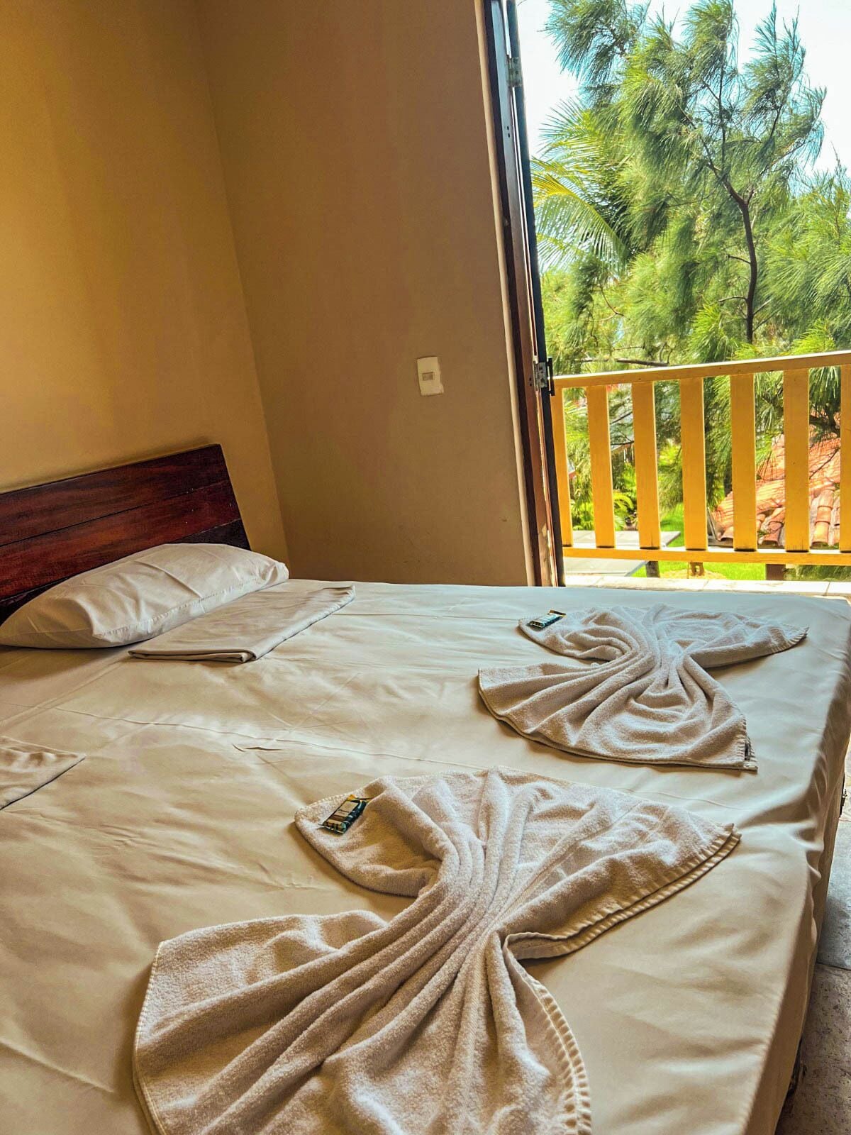 Apartamento Triplo Standard | Minibar, free cribs/infant beds, bed sheets