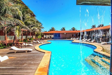 2 outdoor pools. Porto Praia Hotel