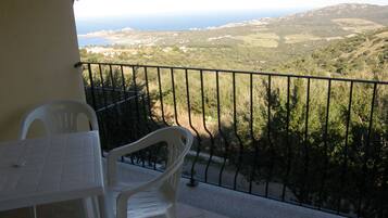 Apartment, 1 Bedroom, Sea View (for 4 people) | Terrace/patio