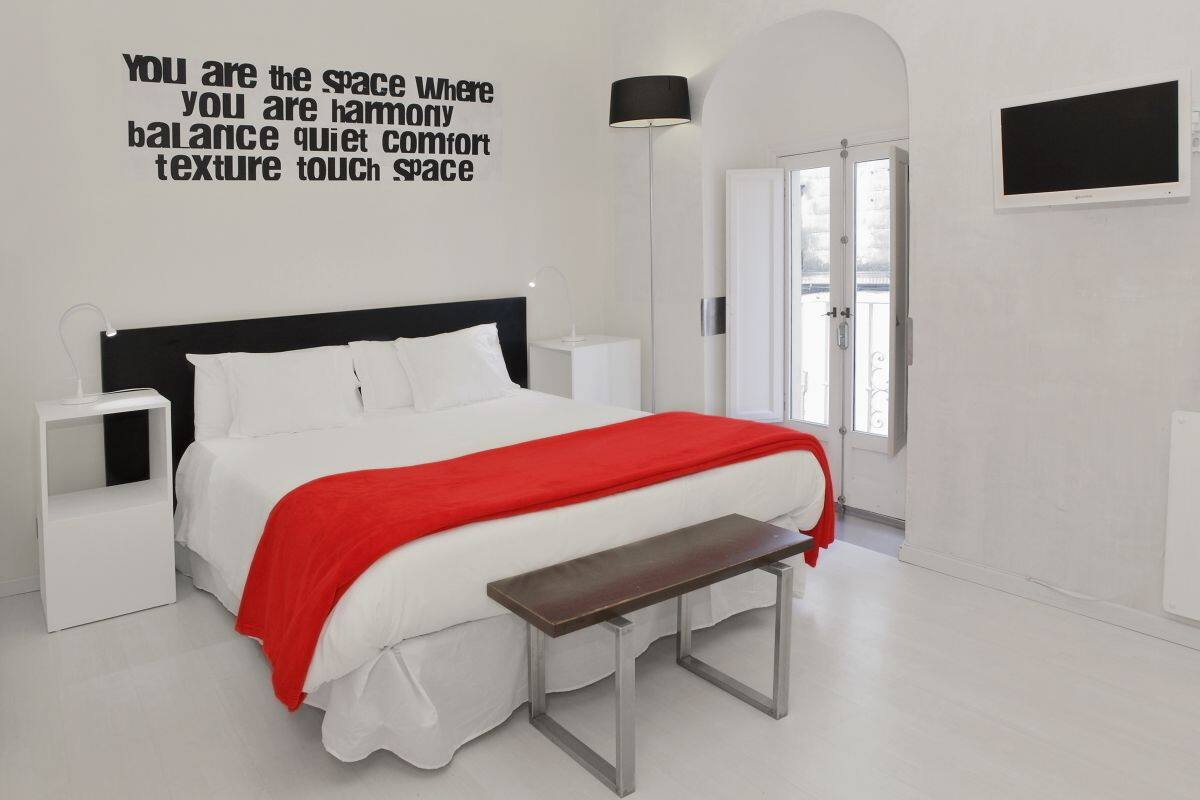 Standard Double Room, Balcony | Hypo-allergenic bedding, down duvets, memory-foam beds