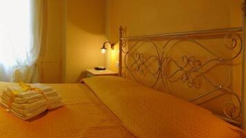 Minibar, coffres-forts dans les chambres, décoration personnalisée