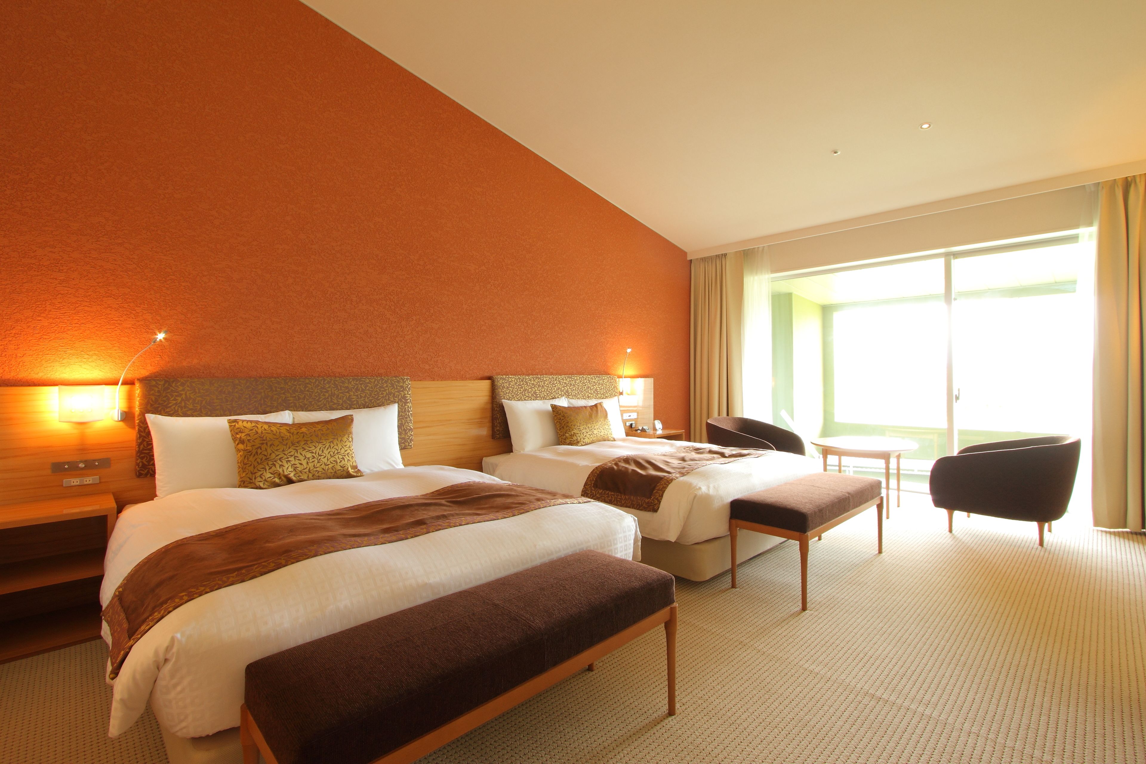 1 bedroom, premium bedding, down duvets, memory-foam beds