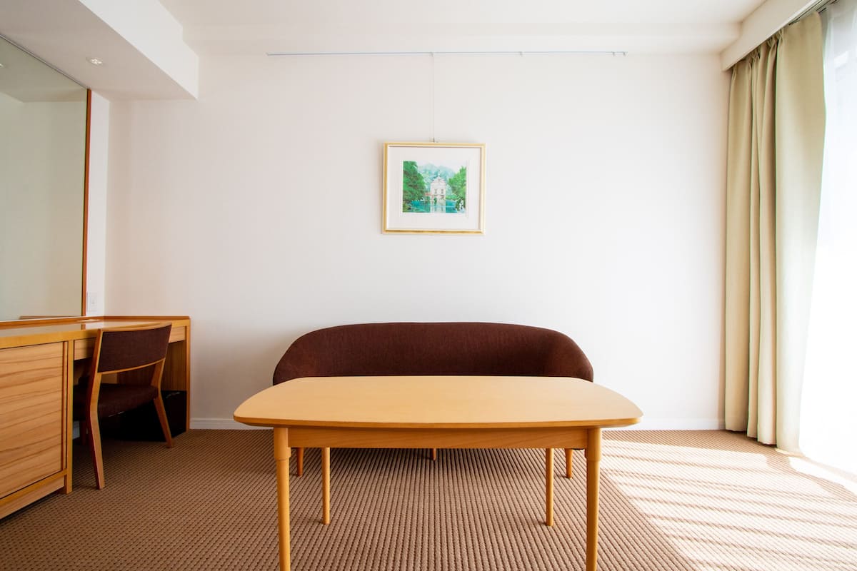 1 bedroom, premium bedding, down duvets, memory-foam beds