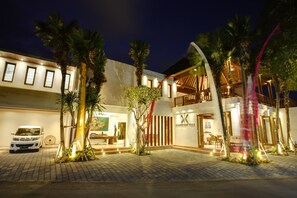 Fachada da propriedade