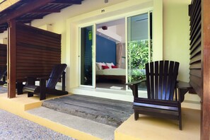 Pool Deluxe | In-room safe, free WiFi - Lima Bella Resort (Rayong)