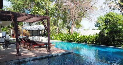 Lima Bella Resort
