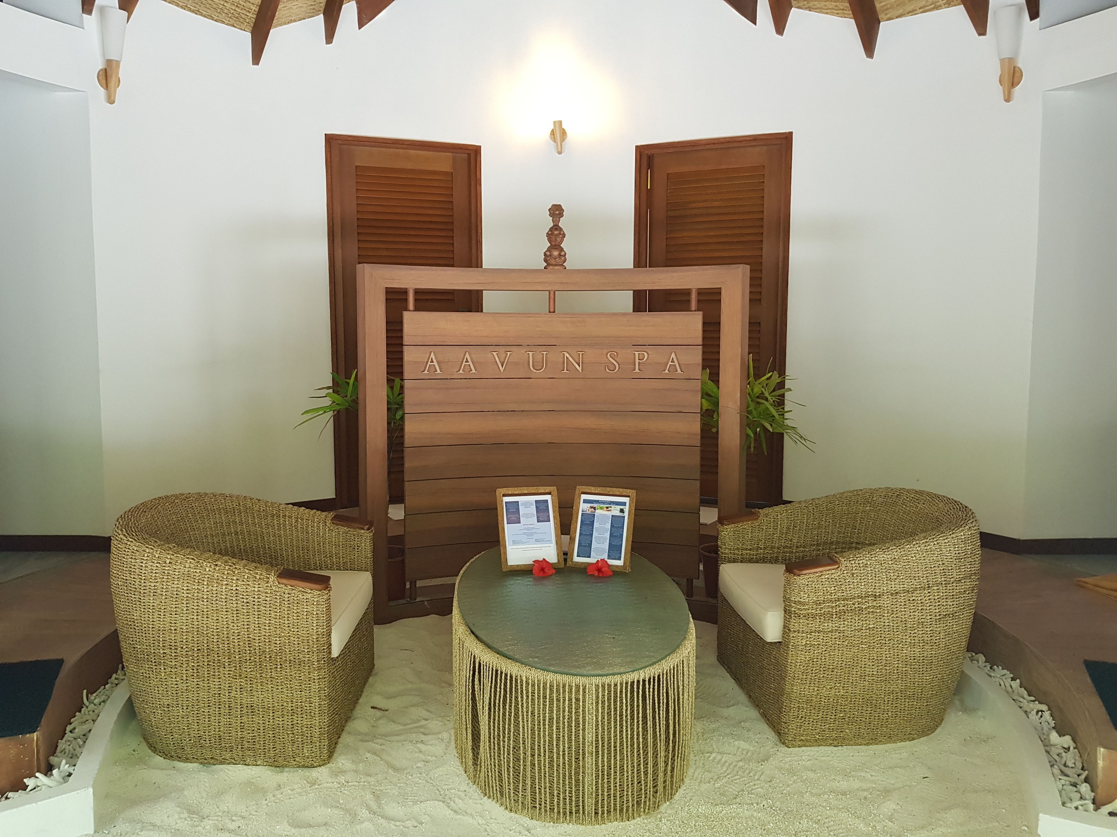 couples treatment room(s), deep-tissue massages, swedish massages