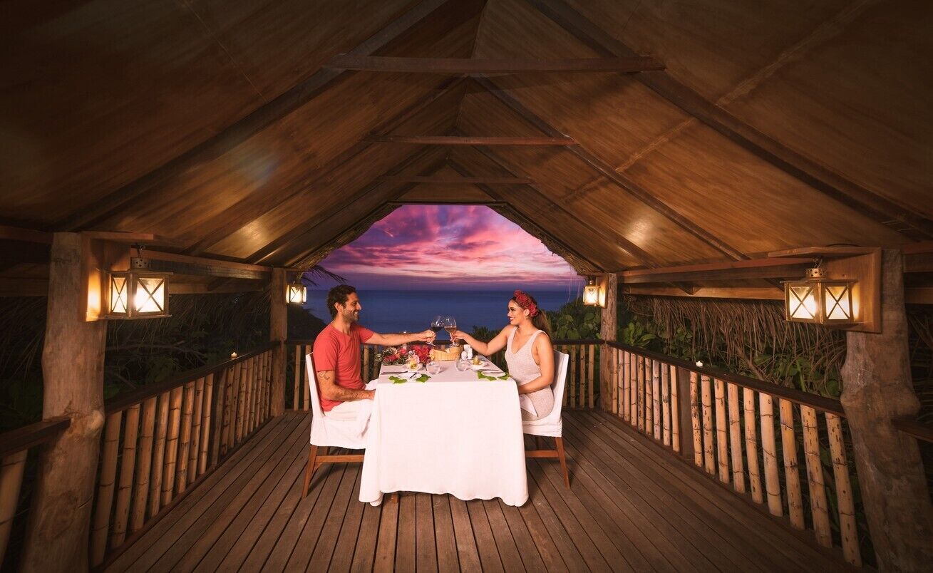 couples’ dining