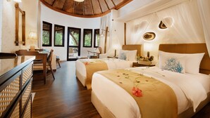 Deluxe Beach Bungalow | Minibar, safe på rommet, skrivebord og blendingsgardiner
