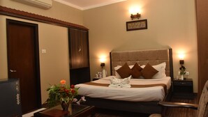 Unclassified image, 5 of 31, button - Hotel Vibhav Harsh (Varanasi)