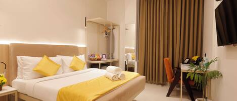 Executive Room | 1 bedroom, premium bedding, in-room safe, individually decorated
