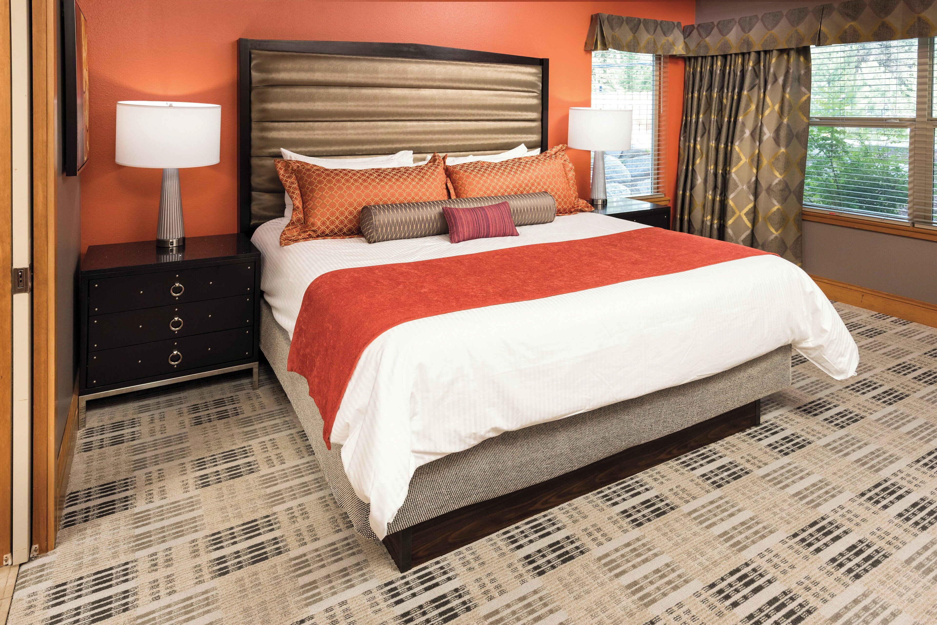 standard condo, 2 bedrooms, non smoking, kitchen | iron/ironing board, wifi, bed sheets