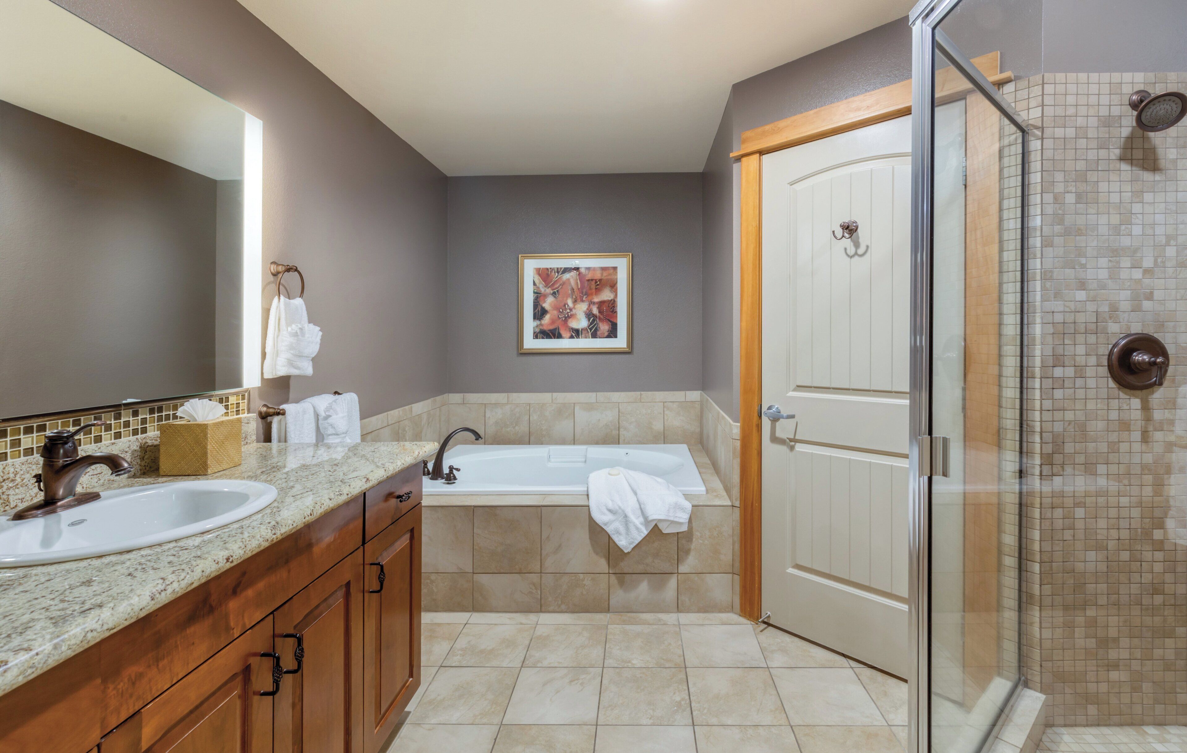 standard condo, 2 bedrooms, non smoking, kitchen | bathroom | combined shower/bathtub, hair dryer, towels