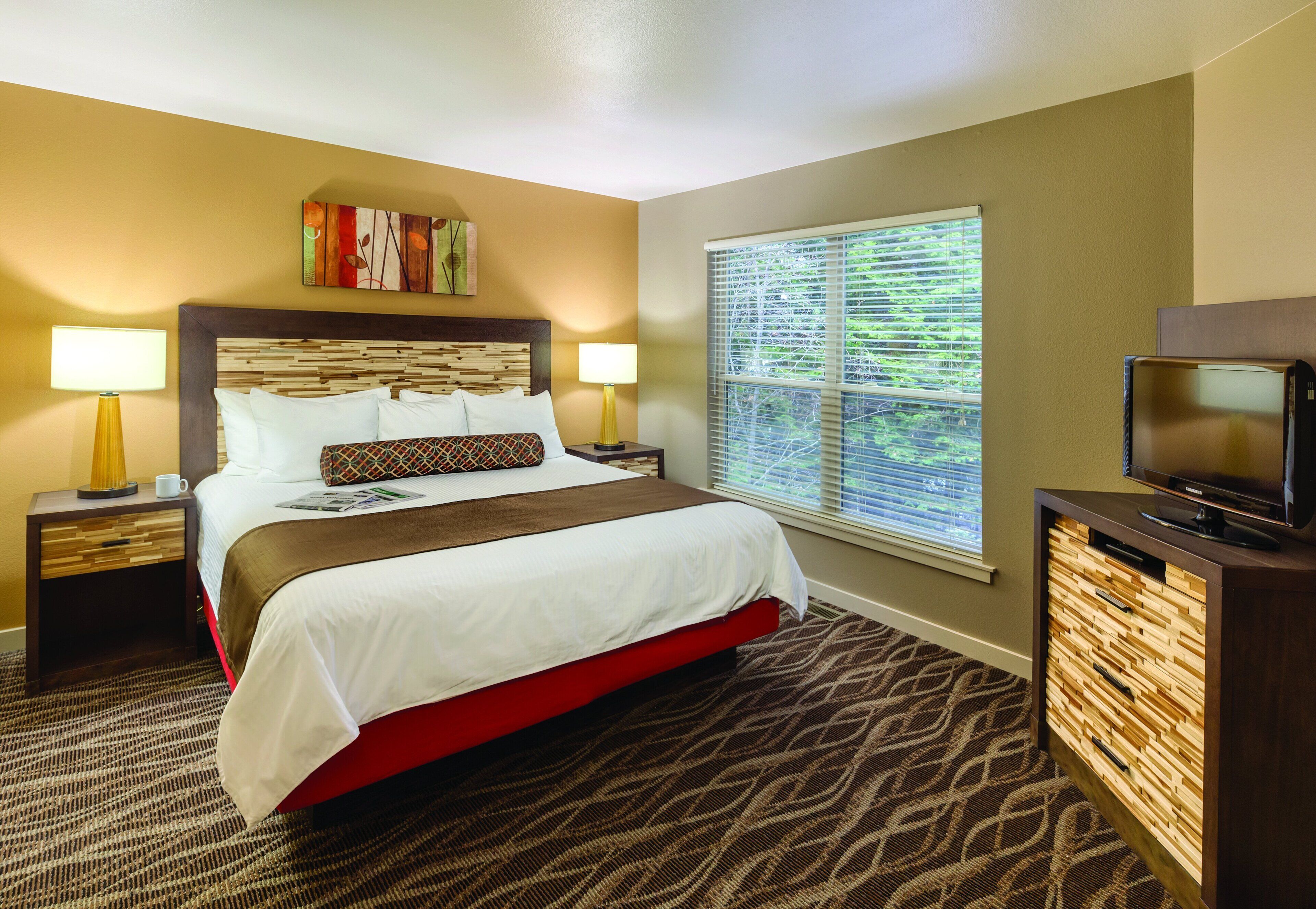 standard condo, 2 bedrooms, non smoking, kitchen | iron/ironing board, wifi, bed sheets