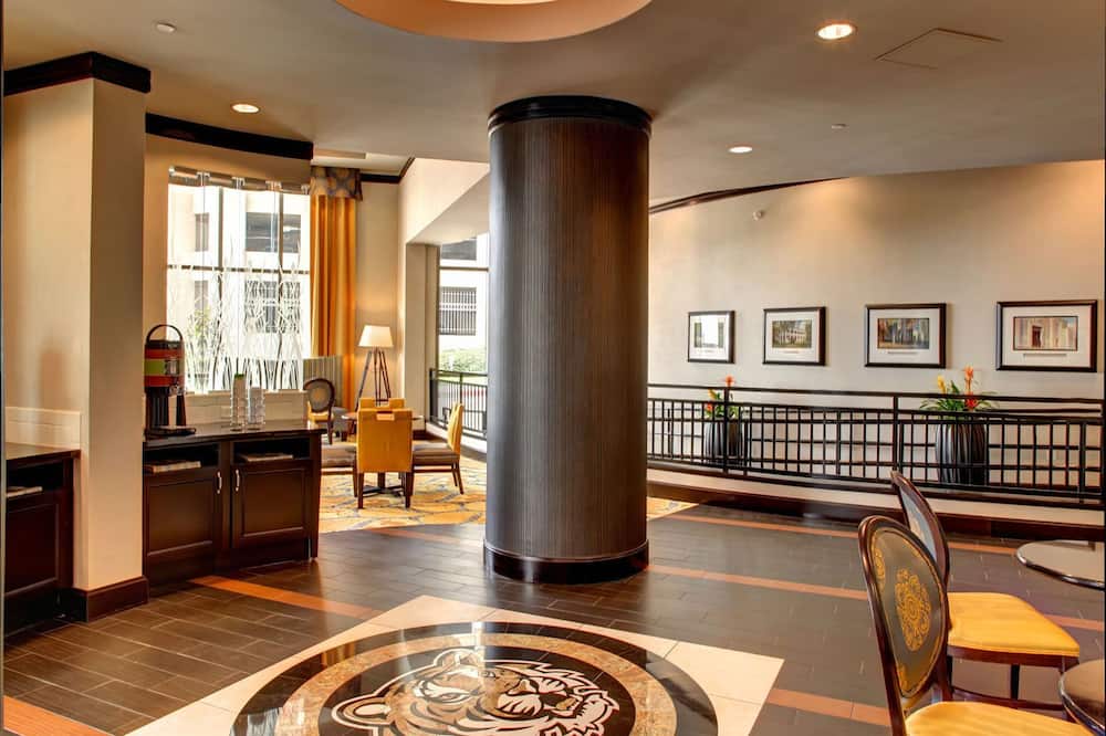 Hampton Inn & Suites Baton Rouge Downtown