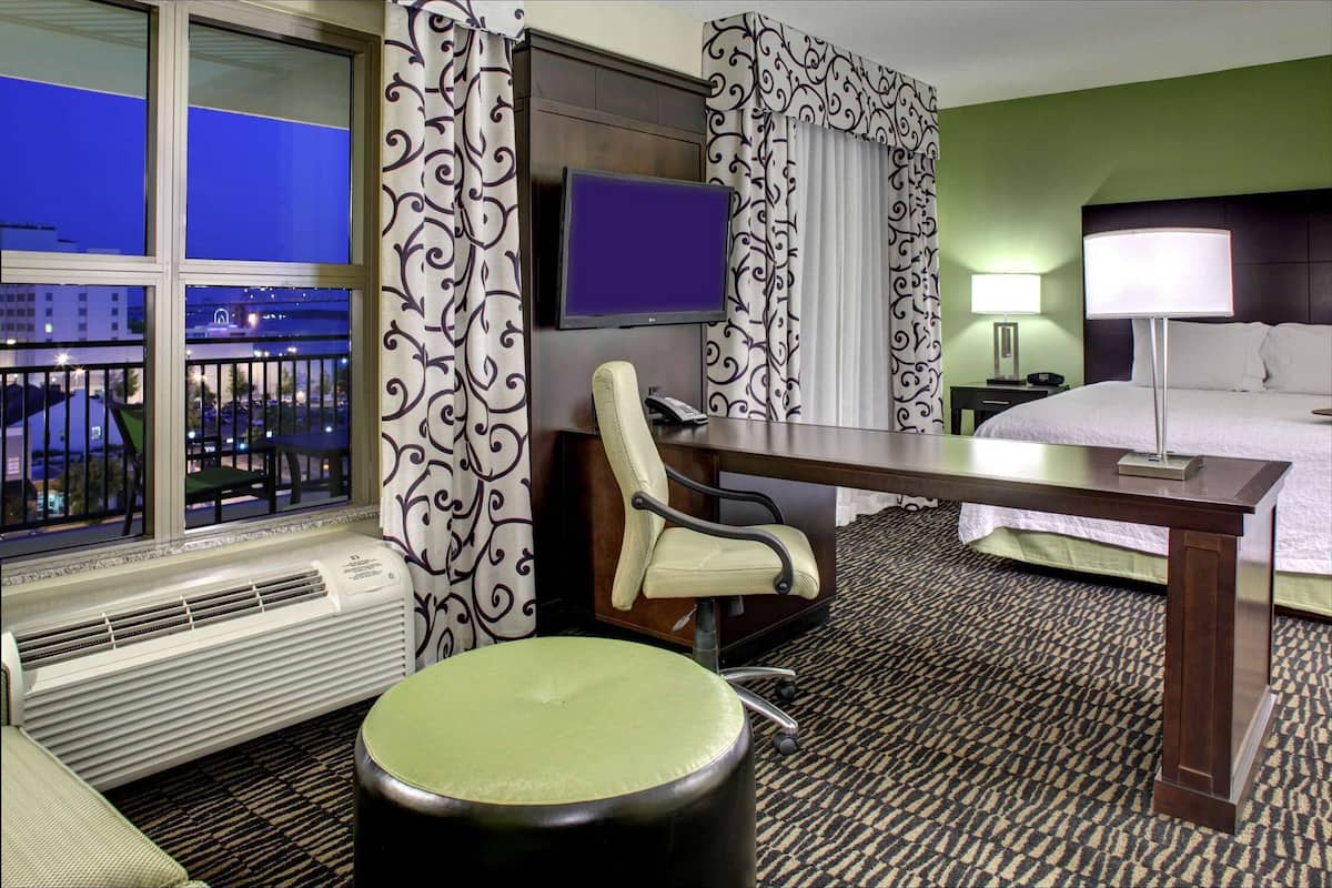Blackout curtains, soundproofing, iron/ironing board, free WiFi