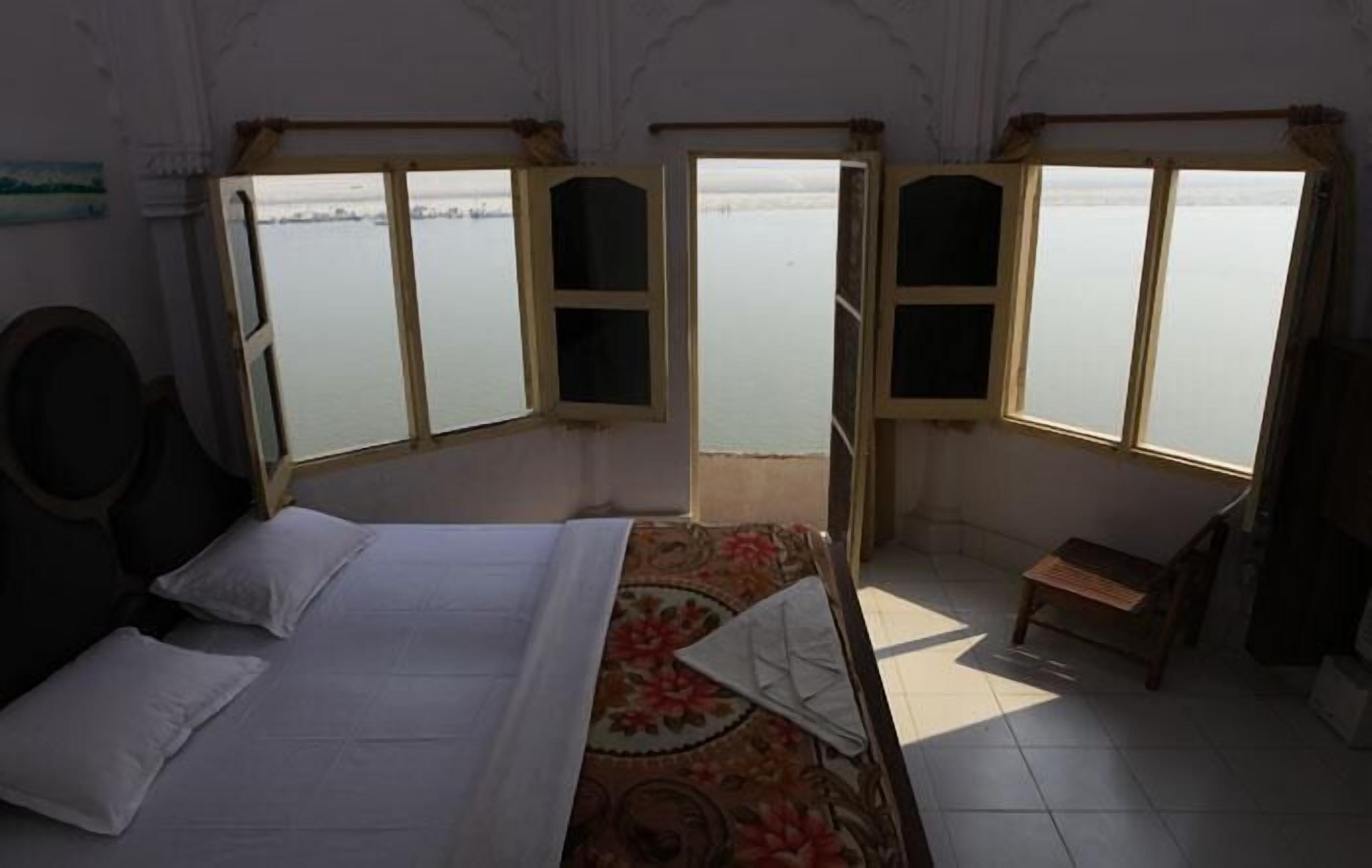 1 غرفة نوم وأغطية فراش متميزة وأسرّة قابلة للطي وواي فاي مجانًا