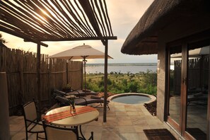 Suite (Ngoma) | Teras/patio