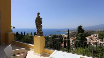 Panoramic Suite, Terrace, Sea Facing (Greta Garbo)