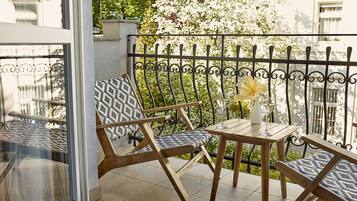 Executive Apartment | Balcony