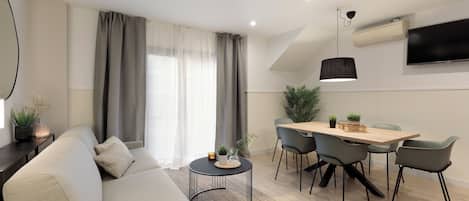 Dúplex City | Comedor