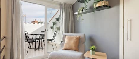 42-inch TV with digital channels