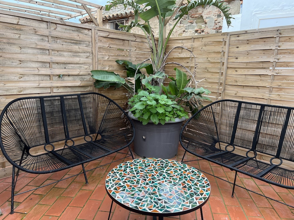 Hostal Alameda by null