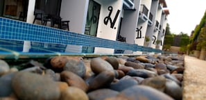 华丽客房, 使用泳池 | 露台