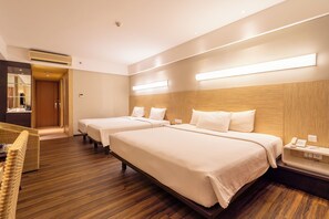 Family Room | Premium bedding, in-room safe, desk, iron/ironing board - Bintang Kuta Hotel (Kuta)