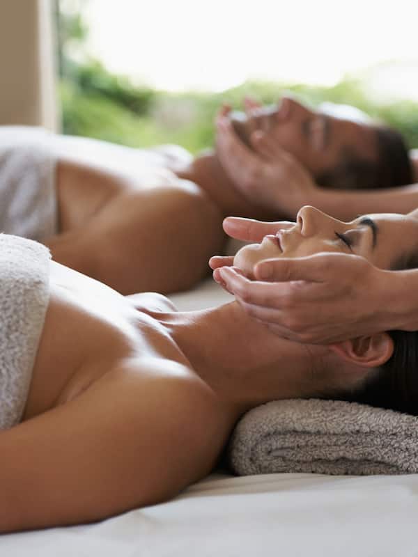 Couples treatment room(s), body treatments, aromatherapy, body wraps