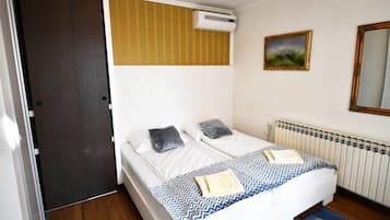 Premium bedding, minibar, in-room safe, blackout drapes