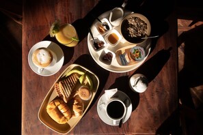 Breakfast, lunch, dinner served; international cuisine, pool views 