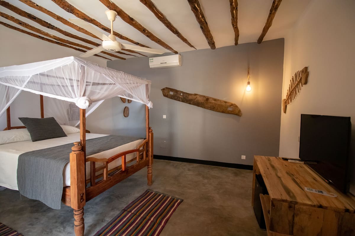 1 bedroom, minibar, in-room safe, individually decorated