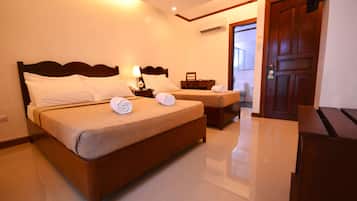 Superior 1 Single 1 Double | 1 dormitorio y ropa de cama