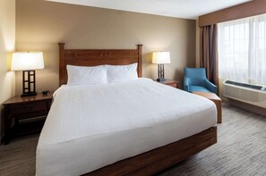 Zimmer, 1 King-Bett (Guest) | Hochwertige Bettwaren, Schreibtisch, Bügeleisen/Bügelbrett