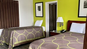 Blackout drapes, iron/ironing board, free WiFi, bed sheets - Rodeway Inn Pittsfield (Pittsfield)