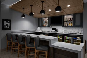 Bar (on property) - Hyatt House Raleigh North Hills (Raleigh)