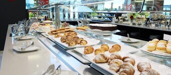 AN HOTEL MILANO MELEGNANO