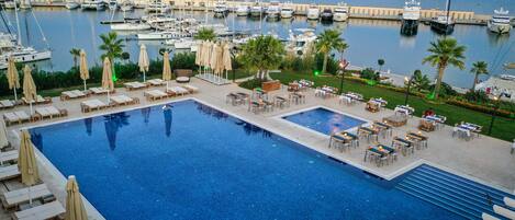 Staduitzicht vanuit accommodatie