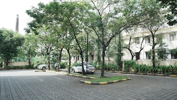 Parking accessible