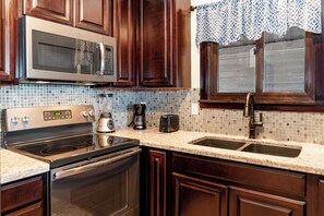 Family Villa, 2 Bedrooms, Garden View, Garden Area | Private kitchen - X'Tan Ha - The Waterfront Resort (San Pedro)