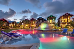 One Bedroom plus Den Garden View Villa | In-room safe, individually decorated, individually furnished