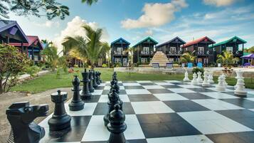 One Bedroom plus Den Garden View Villa | Actividades infantiles