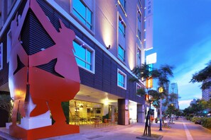 Exterior - Hotel Day Plus Tamsui (New Taipei City)